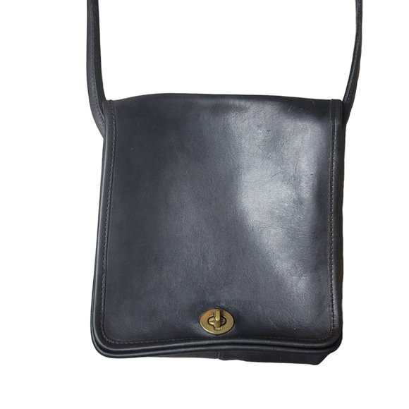 Vintage Coach black leather crossbody bag USA - Picture 8 of 16